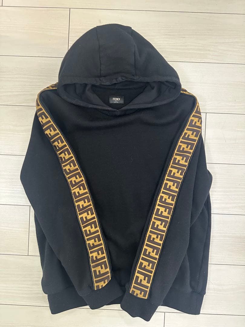 FENDI Men's Hoodie Size 48 Black FF Logo #QY7XRK