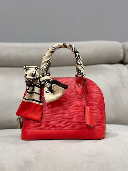 LOUIS VUITTON Alma BB Epi leather with bandeau #QYCHDJ