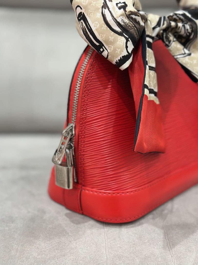 LOUIS VUITTON Alma BB Epi leather with bandeau #QYCHDJ