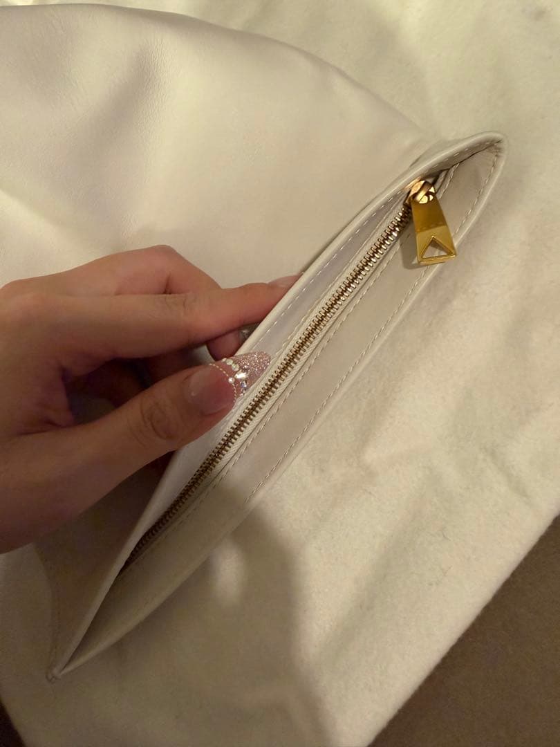 Bottega Veneta White Leather Handbag with Dust Bag #QYDALT
