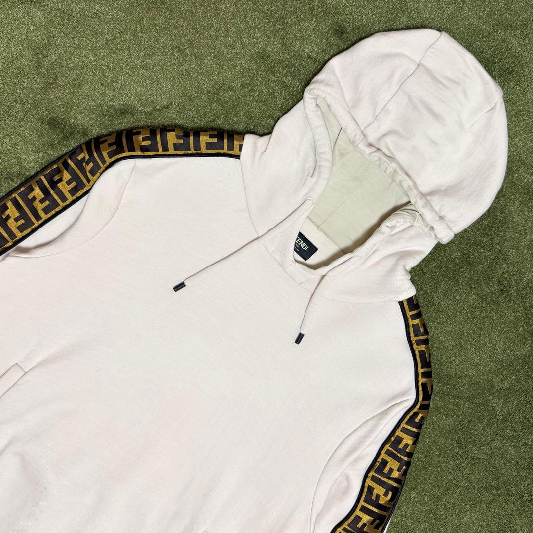 FENDI FF Line Hoodie Beige Size 48 #QYIFMP