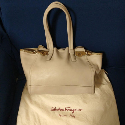 Salvatore Ferragamo Genuine Leather Handbag White Cowhide #QY2FBO