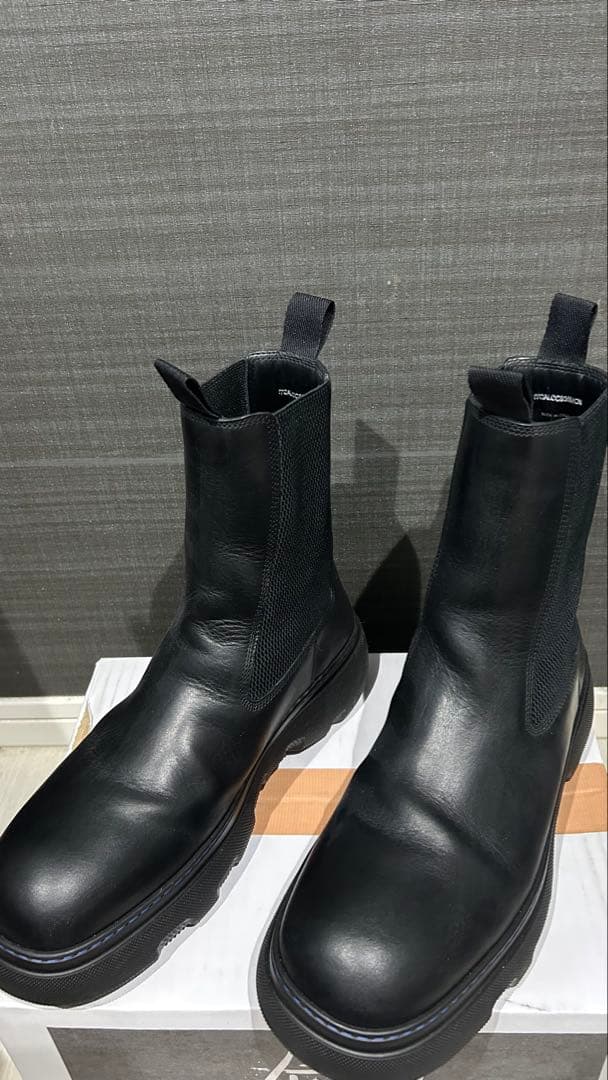 BURBERRY CREEPER CHELSEA BOOTS #QY85B6