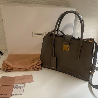 Gray MIUMIU medium-sized 2-way shoulder bag with zipper pocket #QYJIOW