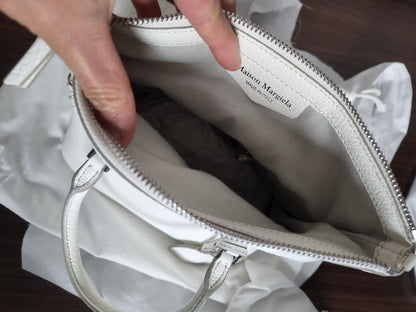 Maison Margiela 5AC Medium Shoulder Bag Leather #QY7K4U