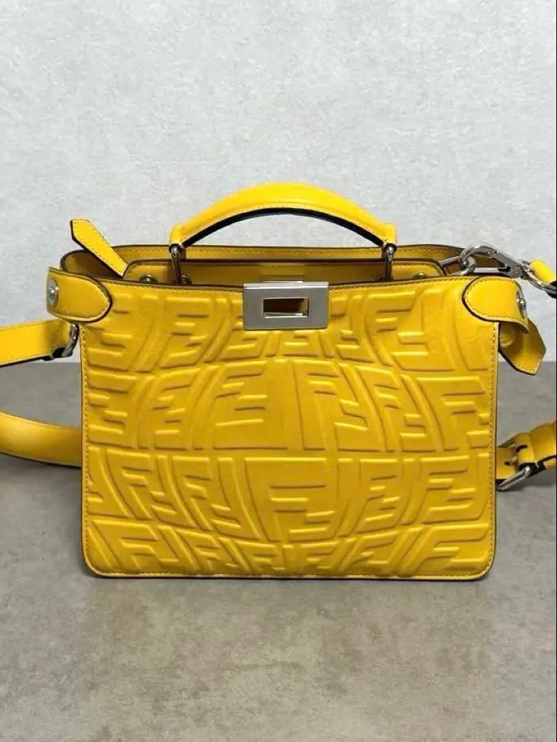 FENDI Peekaboo Mini Yellow Handbag #QY69QV