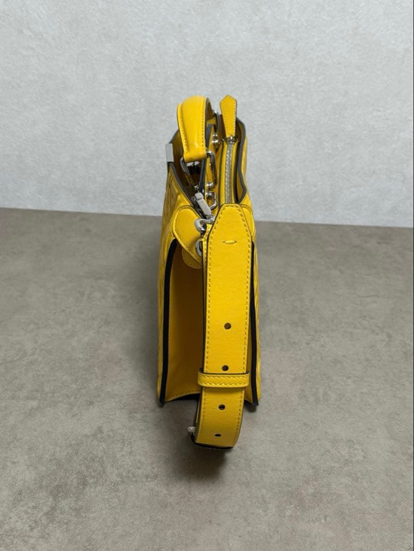 FENDI Peekaboo Mini Yellow Handbag #QY69QV