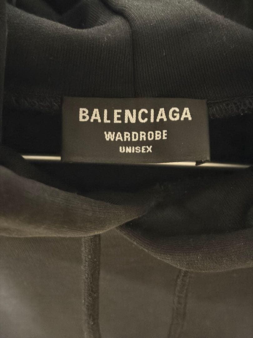 BALENCIAGA classic black hoodie, size M, dry cleaned #QYFV2C