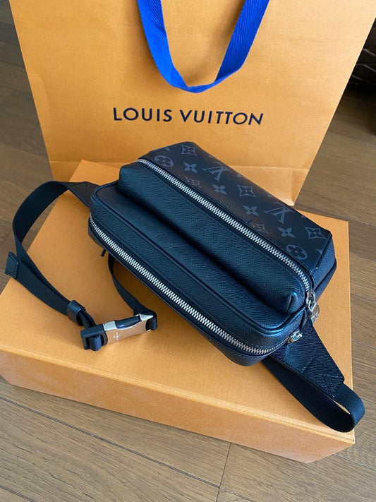 LOUIS VUITTON Black Shoulder Bag Canvas #QYCNO3
