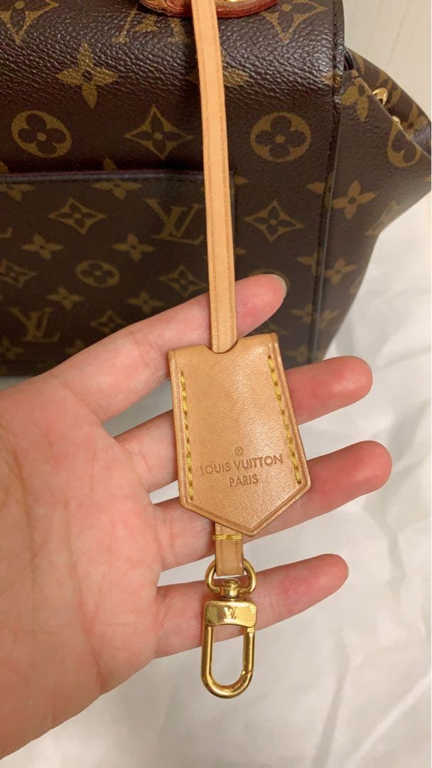 LOUIS VUITTON Cluny MM Handbag #QYE5TQ