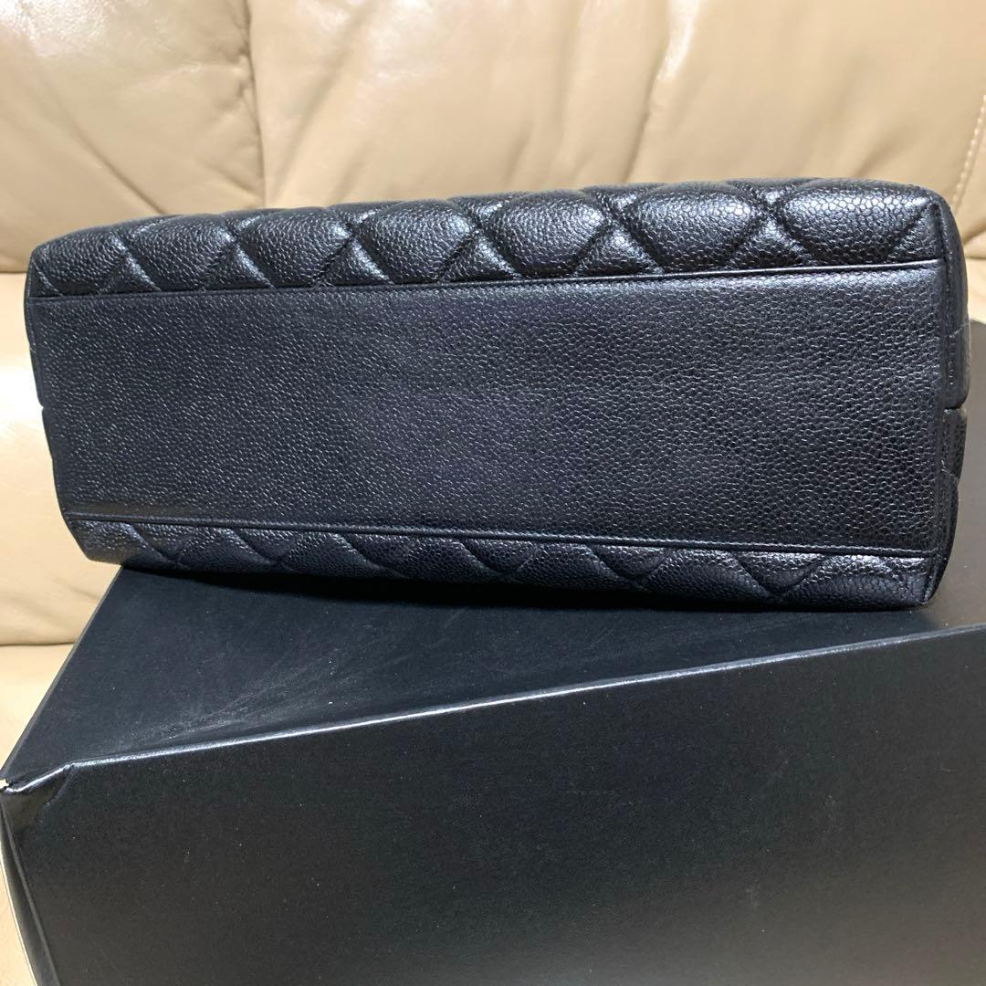 CHANEL Vintage Matelasse Caviar Skin Handbag Black 27x25cm Authentic #QY319K