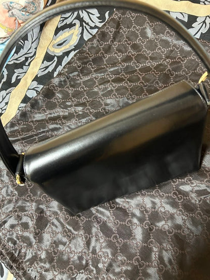 GUCCI Black Handbag #QYFW4J