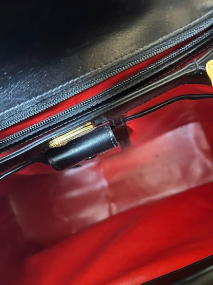 GUCCI Black Handbag #QYFW4J