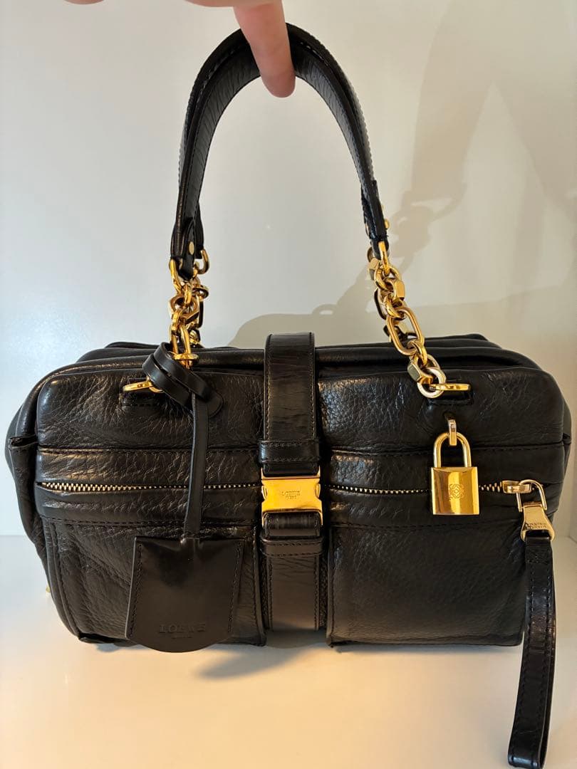 LOEWE Lola 26 Chain Leather Handbag/Tote Bag #QY86B6