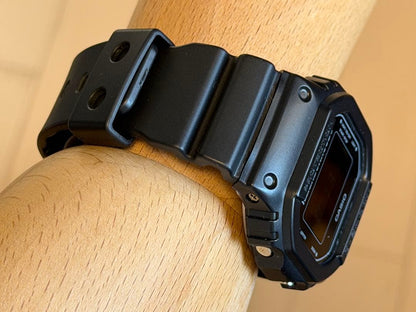 Collaboration G-SHOCK Neighborhood DW-5600 Speed ??Black #QY1IL3