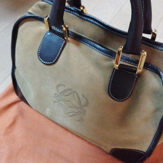 LOEWE Vintage Amazona #QYG41C
