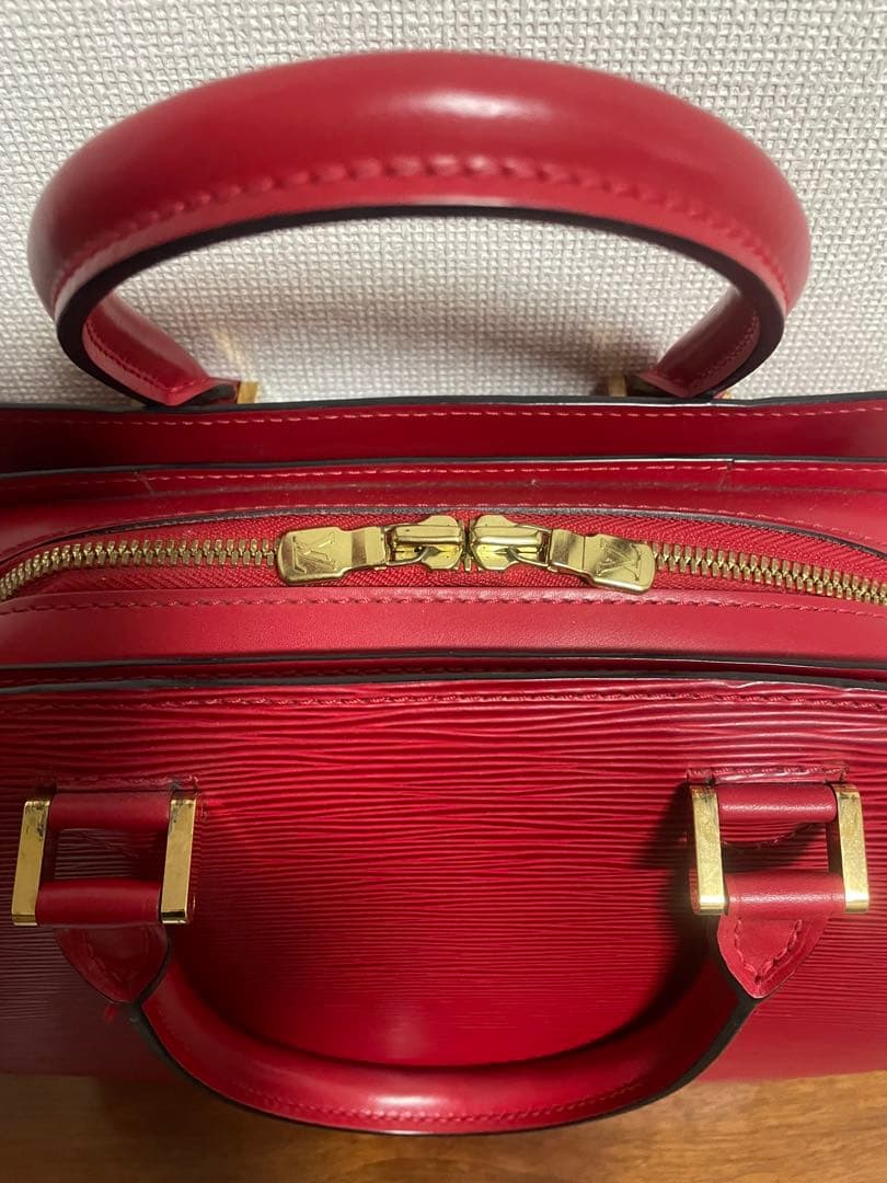 LOUIS VUITTON Epi Leather Handbag Red Flap #QY0VDP