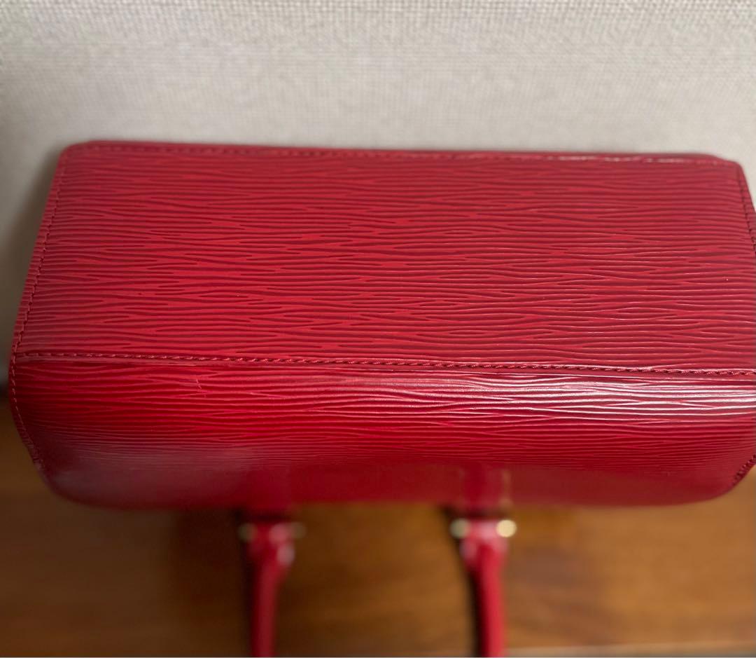 LOUIS VUITTON Epi Leather Handbag Red Flap #QY0VDP