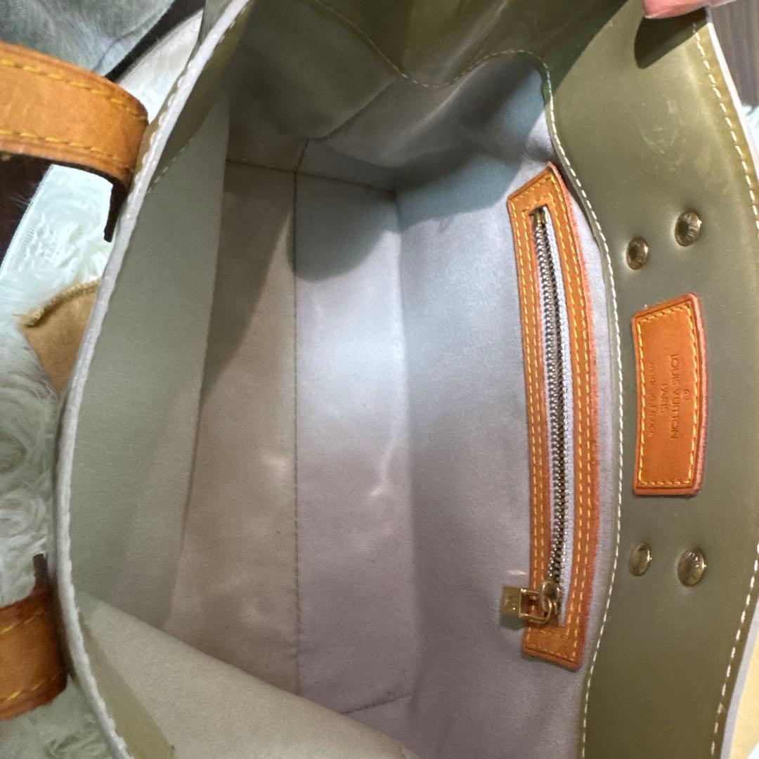 Louis Vuitton Gold Handbag #QYH6NH