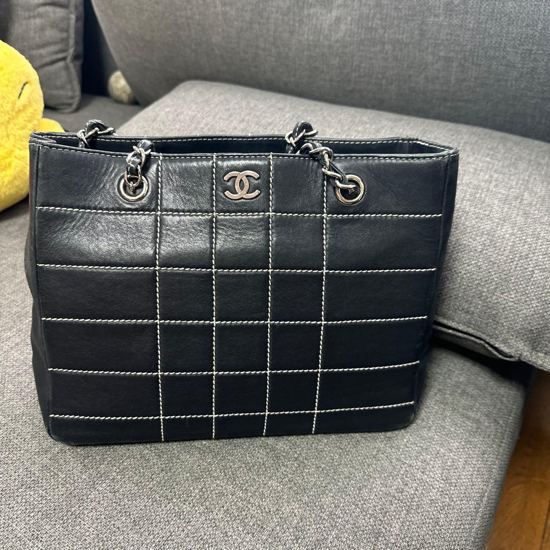 CHANEL Quilted Leather Handbag Navy Chain Strap W29cm CC Logo Shoulder B #QYBE2I