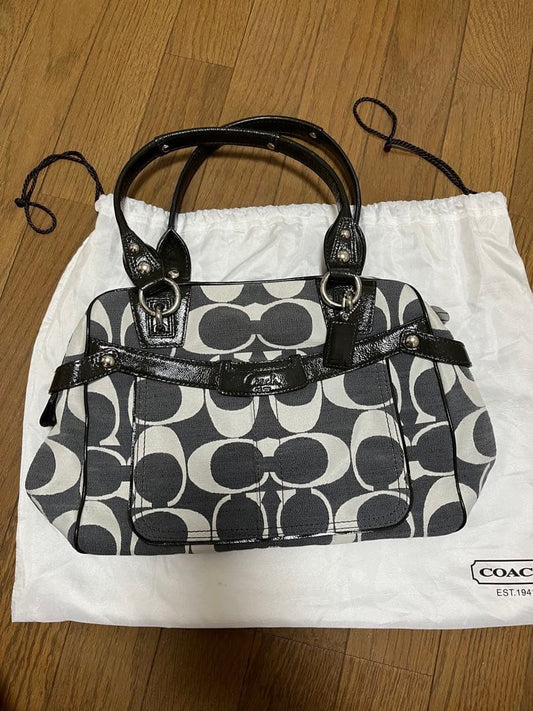 COACH logo print handbag #QY0VJA