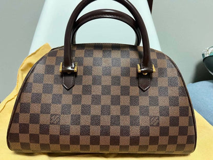 LOUIS VUITTON Damien Rivera #QY8SQA