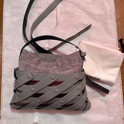 ISSEY MIYAKE Shoulder Bag, Gray #QYI84S