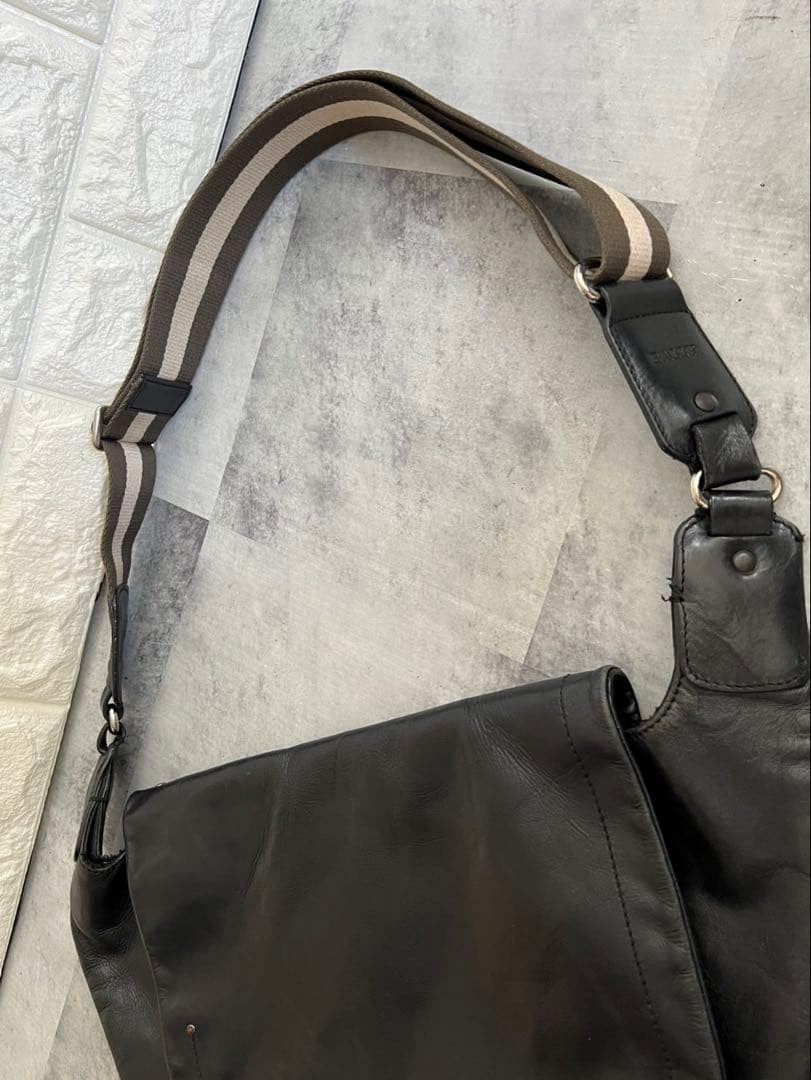 BALLY Genuine Leather Cowhide Shoulder Bag Black A4 W48 H25 #QY1XQE