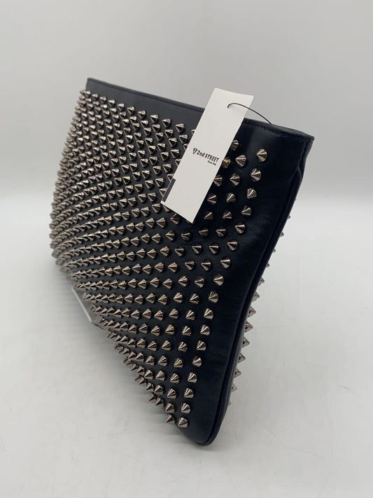 Christian Louboutin LOUBIPOSH NV CLUTCH CALF PARIS Studded Leather Black #QYKKR0