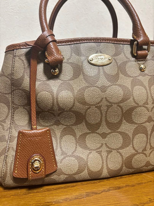 COACH handbag, beige and brown tote bag, no strap., Canvas/Leather #QYJQ66