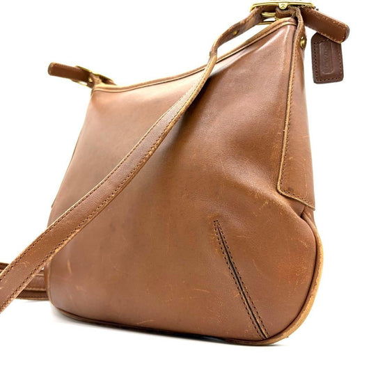 Coach shoulder bag, Old Coach Classic leather, brown. #QY1ANG