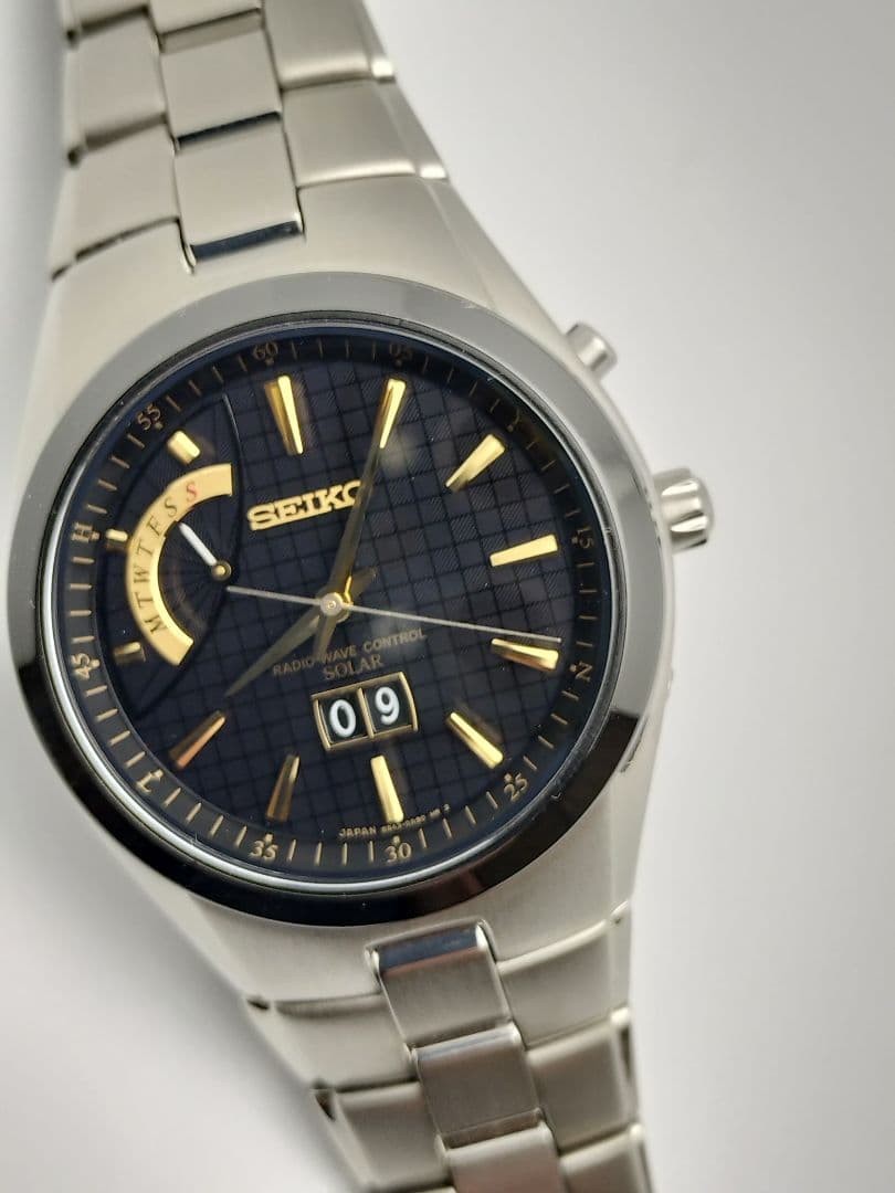 Seiko Spirit Radio Solar Big Calendar Day Date Day of the Week Titanium #PGCNXN
