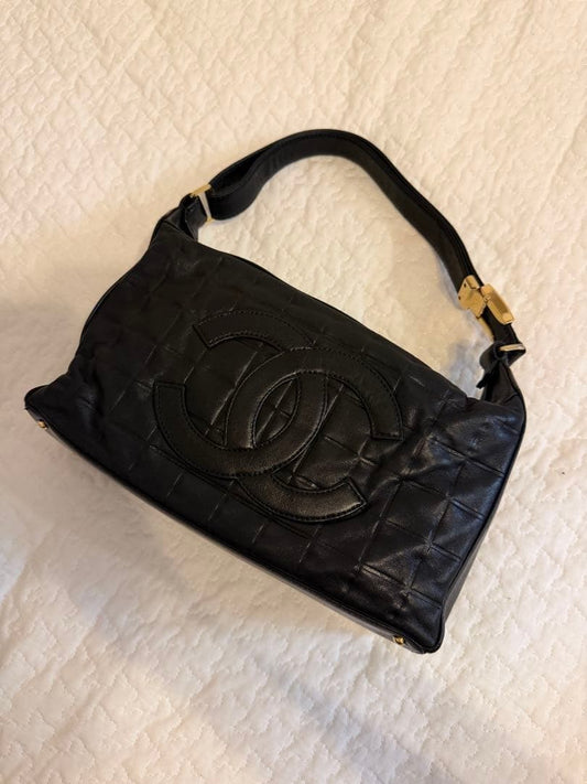 CHANEL Chocolate Bar Handbag, Black #QYBLE2