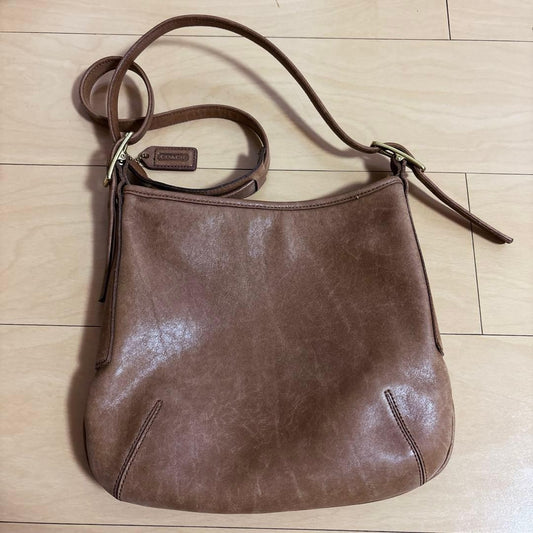 Classic Coach shoulder bag, model 9204, made in the USA. #QYFVKZ