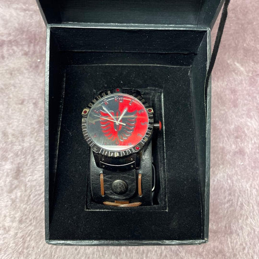 Berserk wristwatch black and red design #QY4YN3