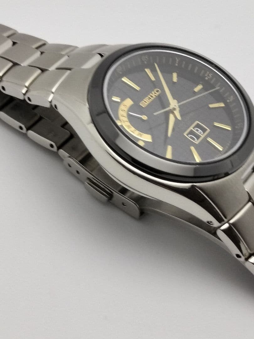 Seiko Spirit Radio Solar Big Calendar Day Date Day of the Week Titanium #PGCNXN
