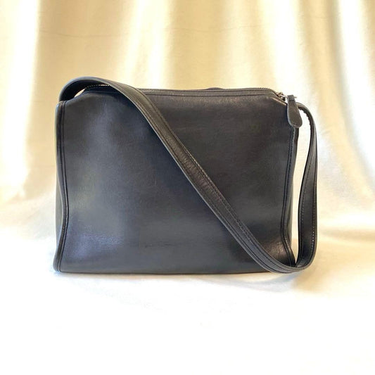 COACH Old Coach USA Leather Shoulder Bag, Black 9927 #QYK62D