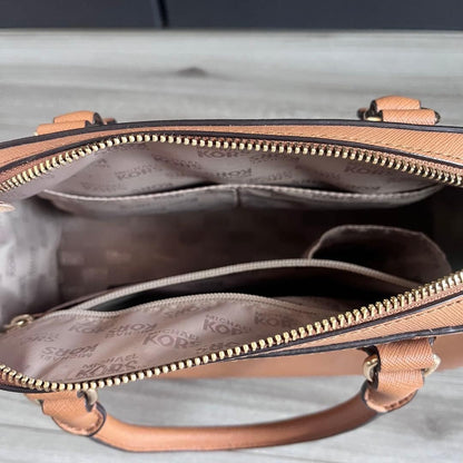 Michael Kors handbag #QY7B4J