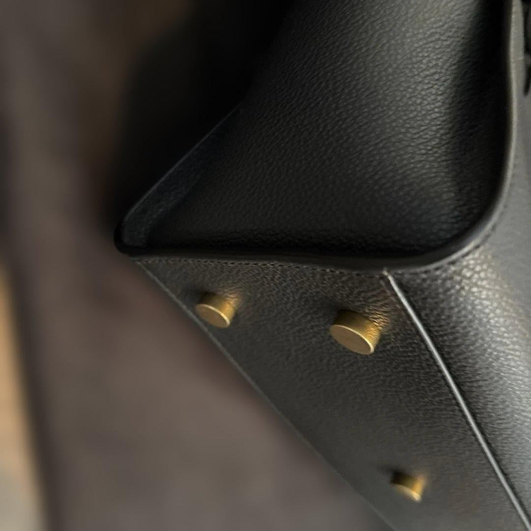 Yves Saint Laurent black bag #QYAYO2
