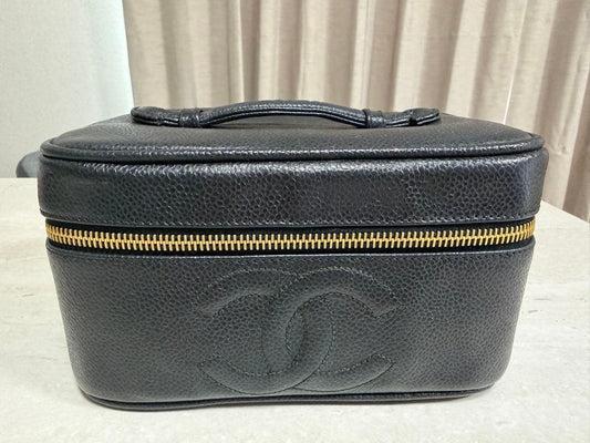 CHANEL Black Vanity Bag Women #QY60GG