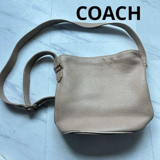 Coach Old Coach Beige Leather Shoulder Bag (Genuine Leather) #QY8DV5
