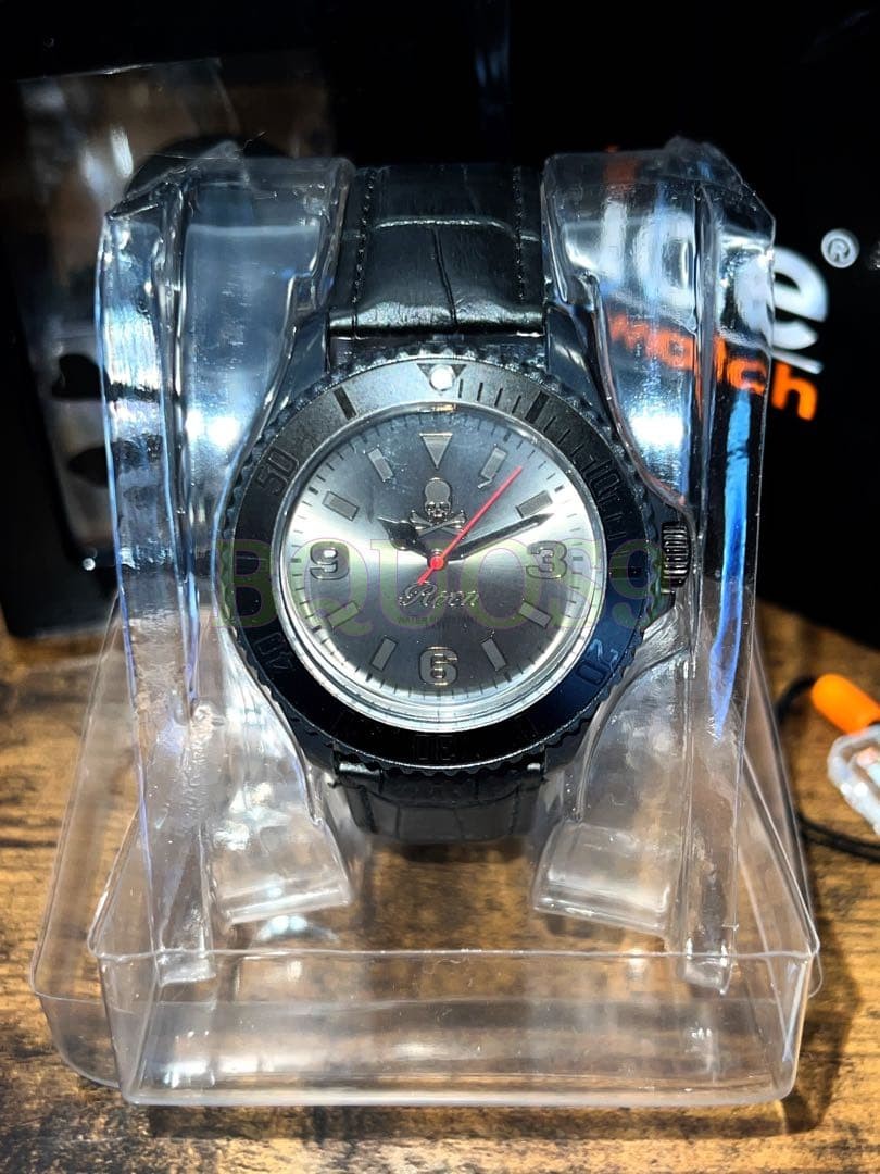 Roen Ice Watch, original receipt and booklet, complete with all accessor #PGAQQC
