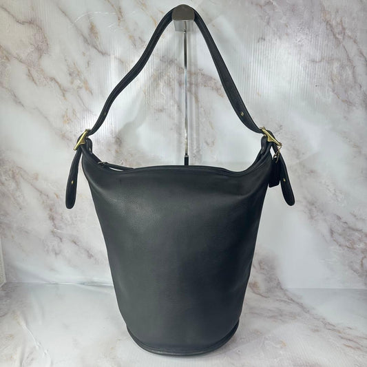 COACH Classic Leather Bucket Bag Black #QYGIEL