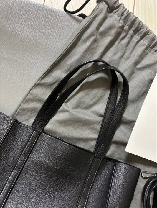 BALENCIAGA Everyday Tote XXS Shoulder Handbag #QYAZM7