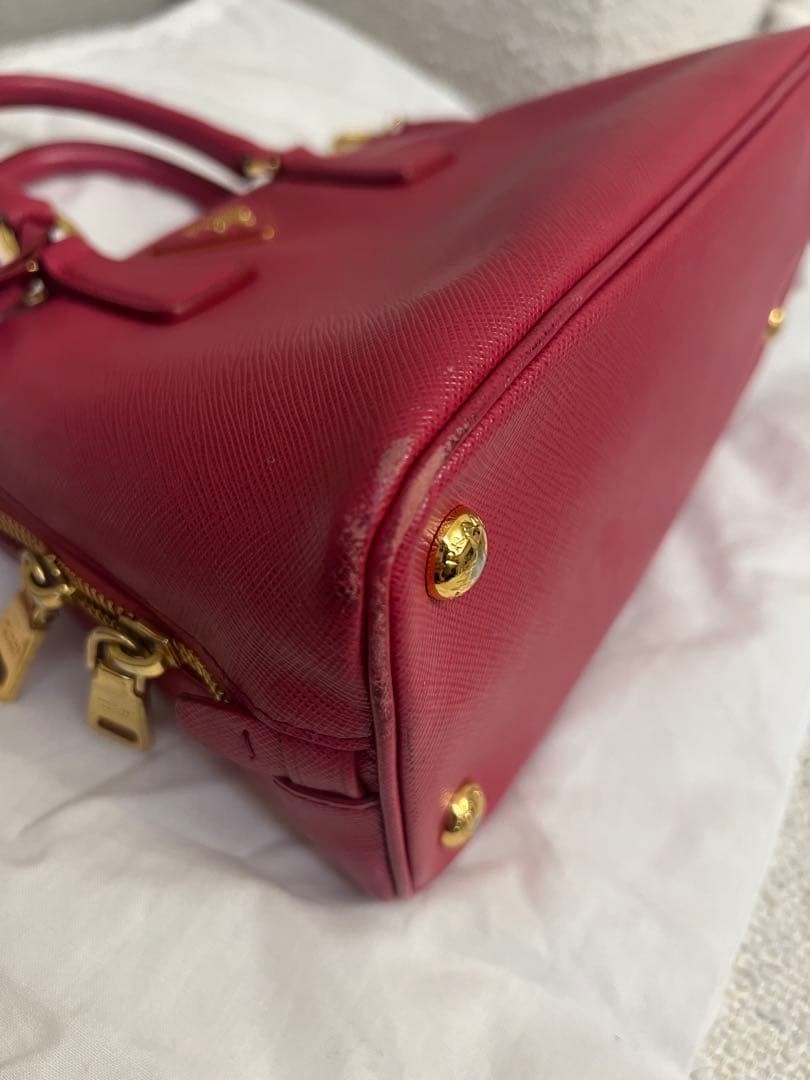 PRADA Saffiano Leather Handbag, Red #QYFVS4