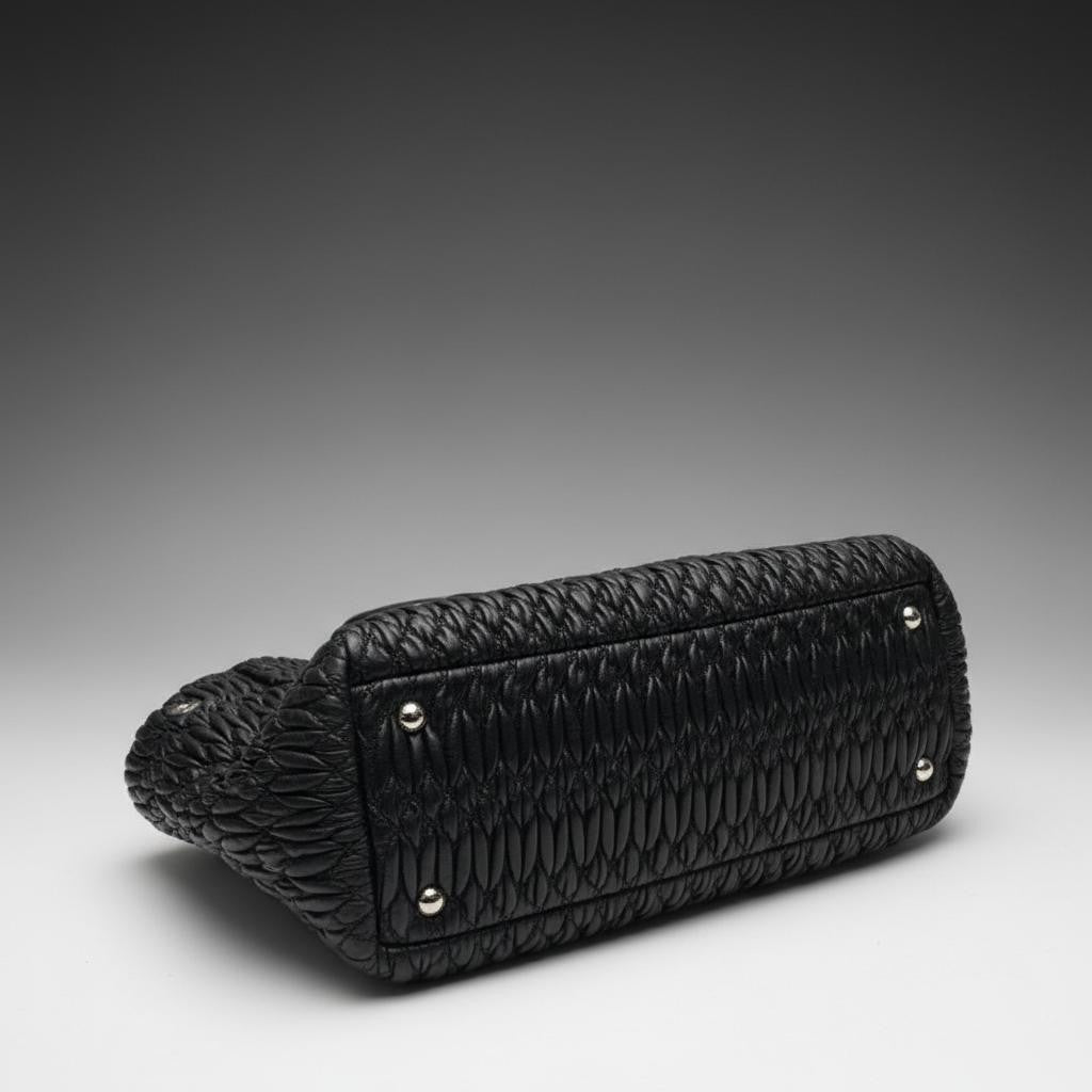 MIU MIU Matelass? handbag, black leather Women #QY1QWJ