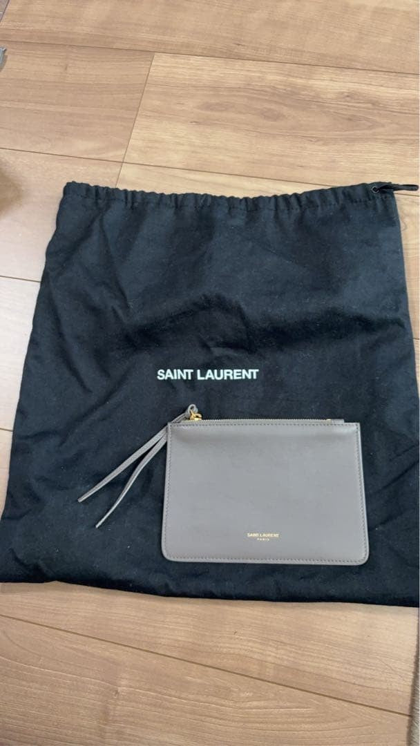 SAINT LAURENT handbag, gray. #QYL2DE