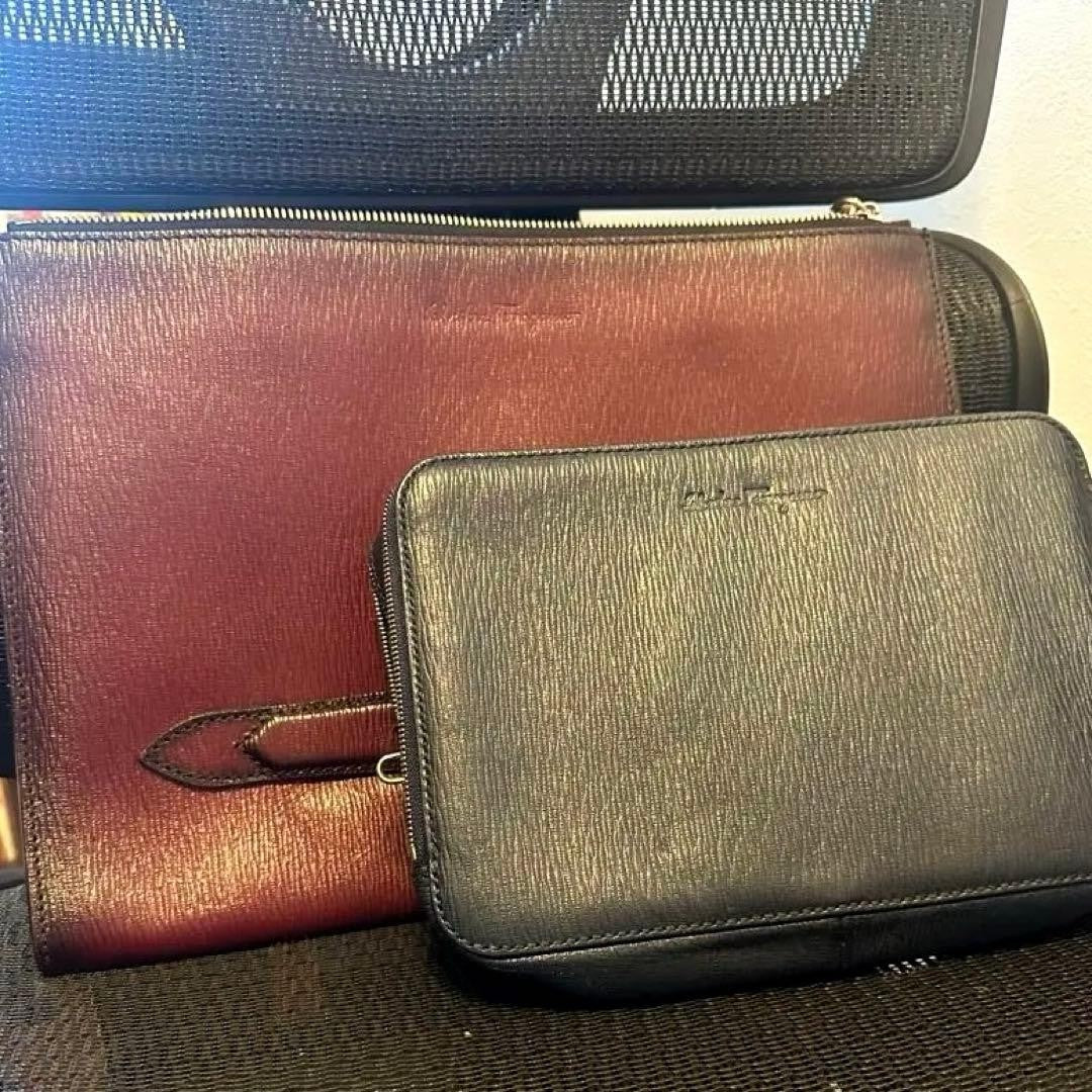 SALVATORE FERRAGAMO Leather Clutch Set Bordeaux Navy Embossed #QYIV7H