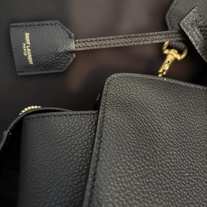 Yves Saint Laurent black bag #QYAYO2