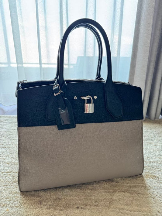 Black and gray handbag with lock #QY908J